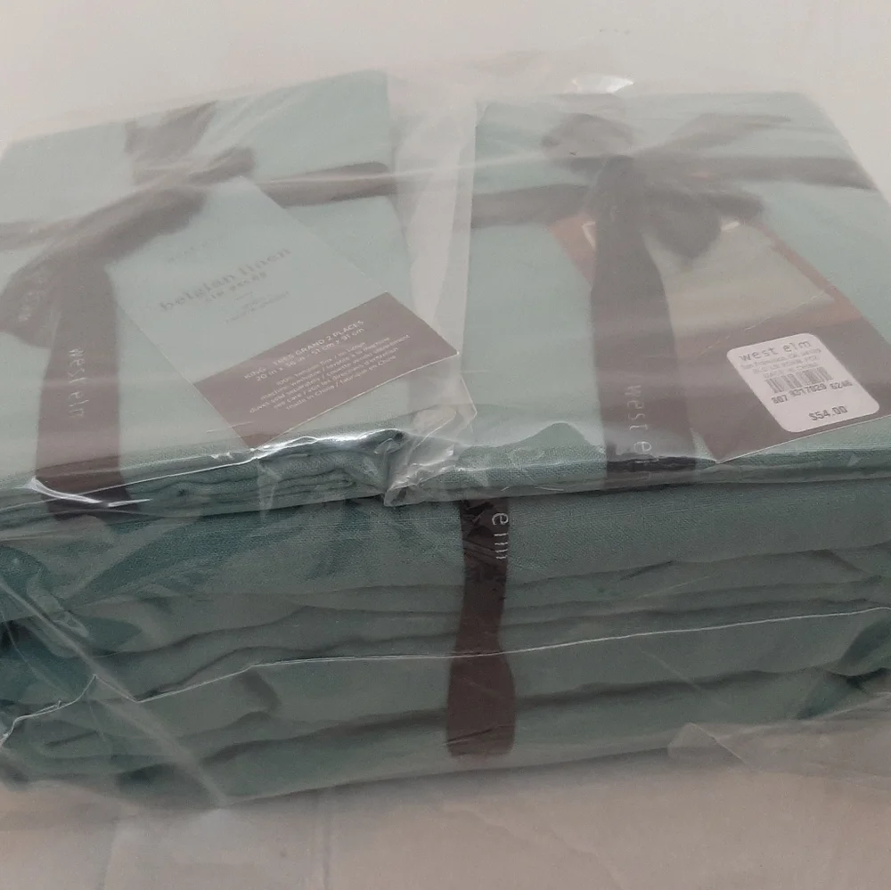 West Elm KING Belgian Flax Linen Duvet Cover & 2 KING shams Peacock